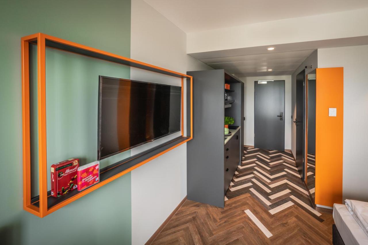 Loginn Hotel Berlin Airport المظهر الخارجي الصورة